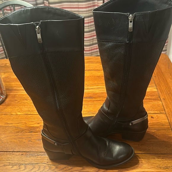 Vince Camuto Boots - Picture 14 of 16